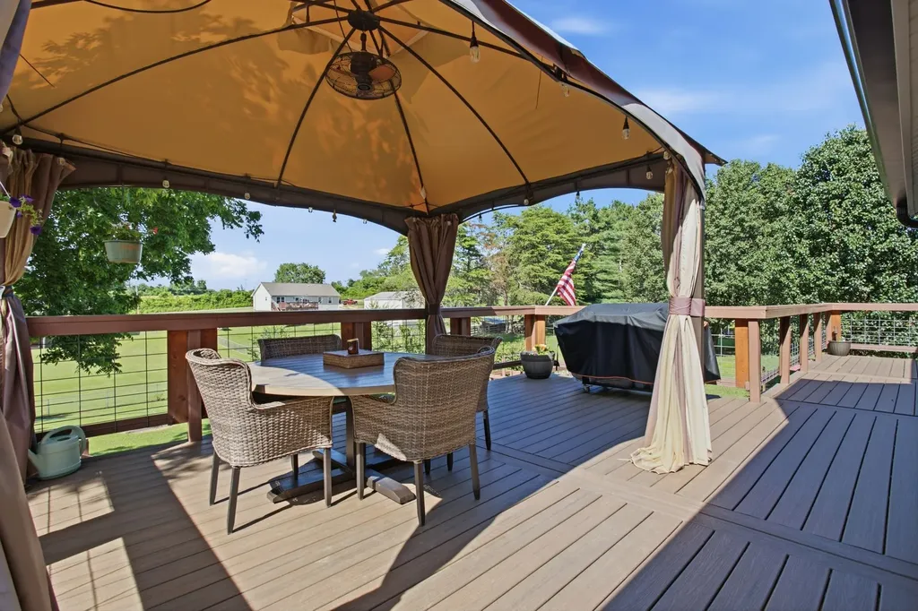 1330 Chippendale Circle Columbia TN 38401