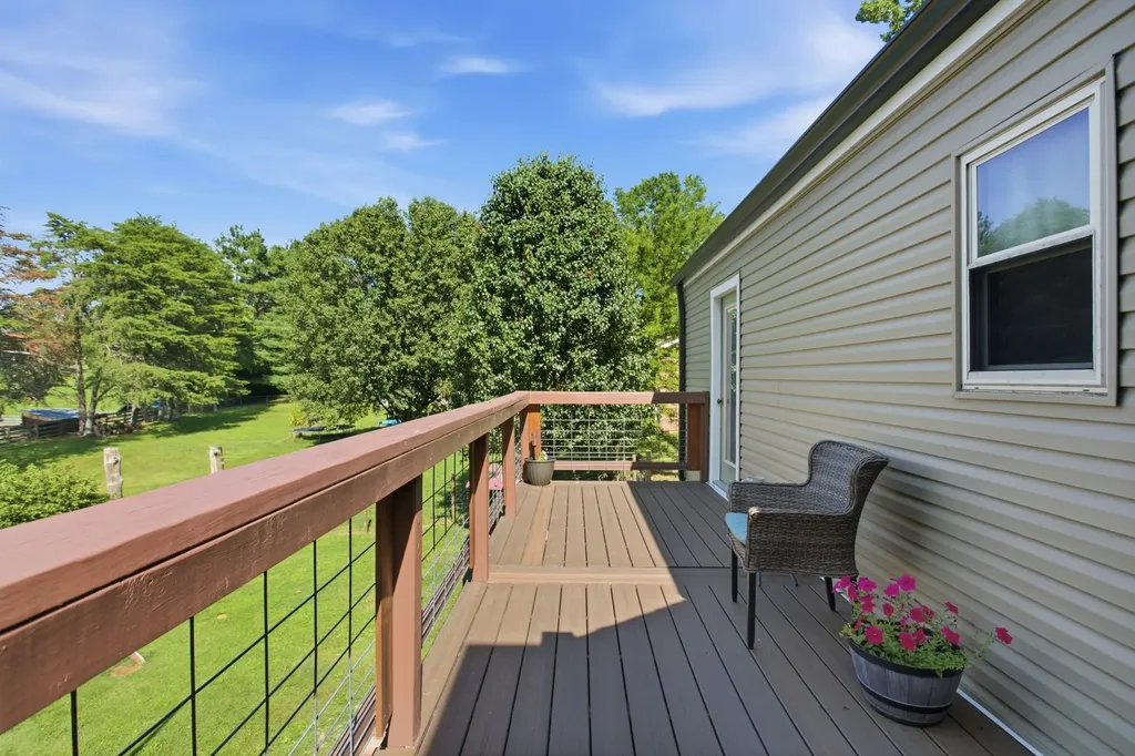 1330 Chippendale Circle Columbia TN 38401