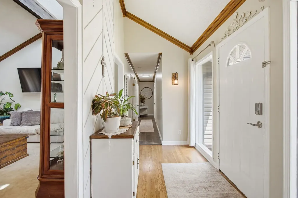 1330 Chippendale Circle Columbia TN 38401