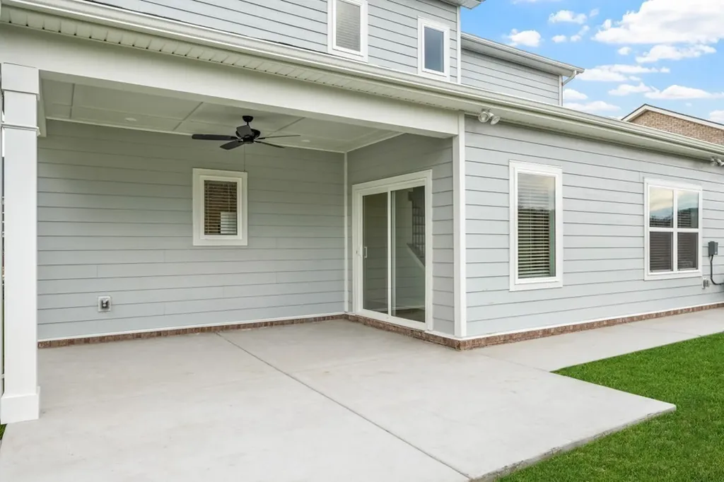 808 Hillock Trace Lebanon TN 37087