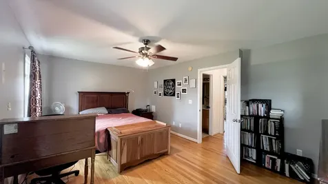 153 Commodore Circle Summertown TN 38483