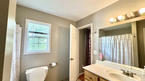 153 Commodore Circle Summertown TN 38483