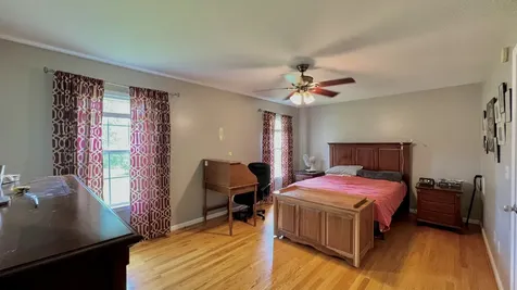 153 Commodore Circle Summertown TN 38483