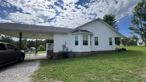 153 Commodore Circle Summertown TN 38483