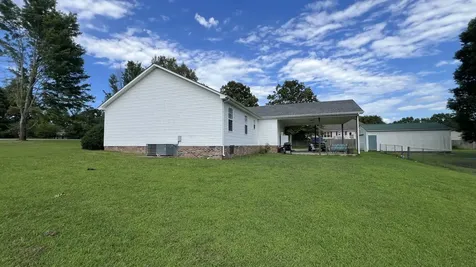 153 Commodore Circle Summertown TN 38483
