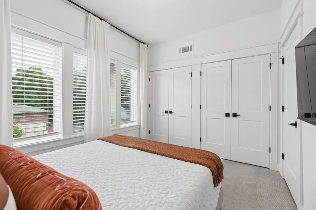 332 Douglas Avenue Nashville TN 37207
