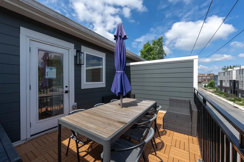 332 Douglas Avenue Nashville TN 37207