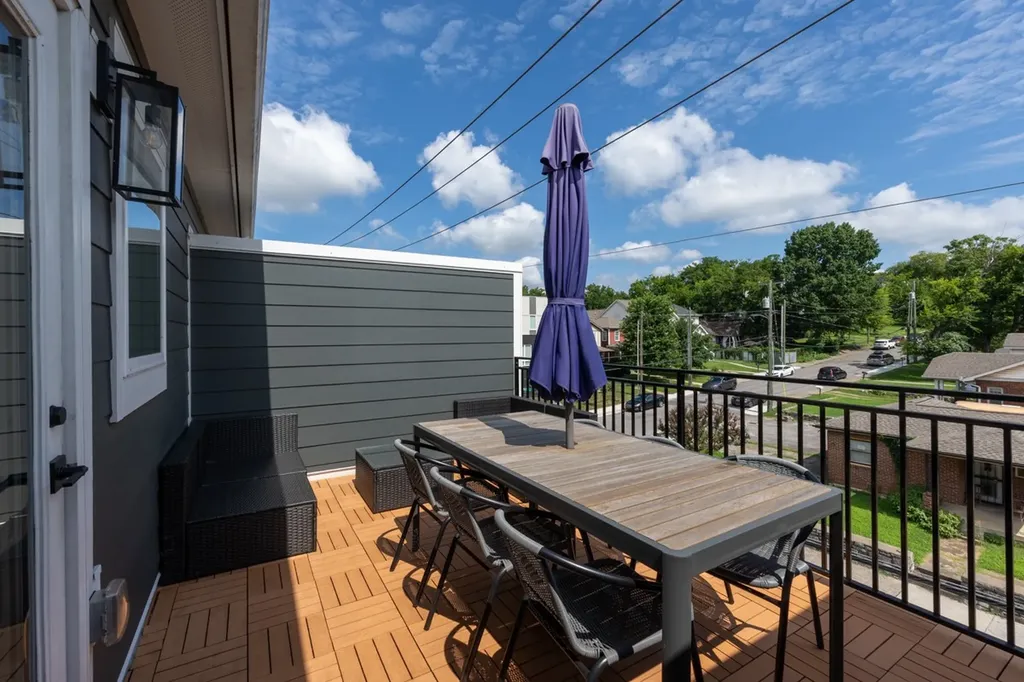 332 Douglas Avenue Nashville TN 37207