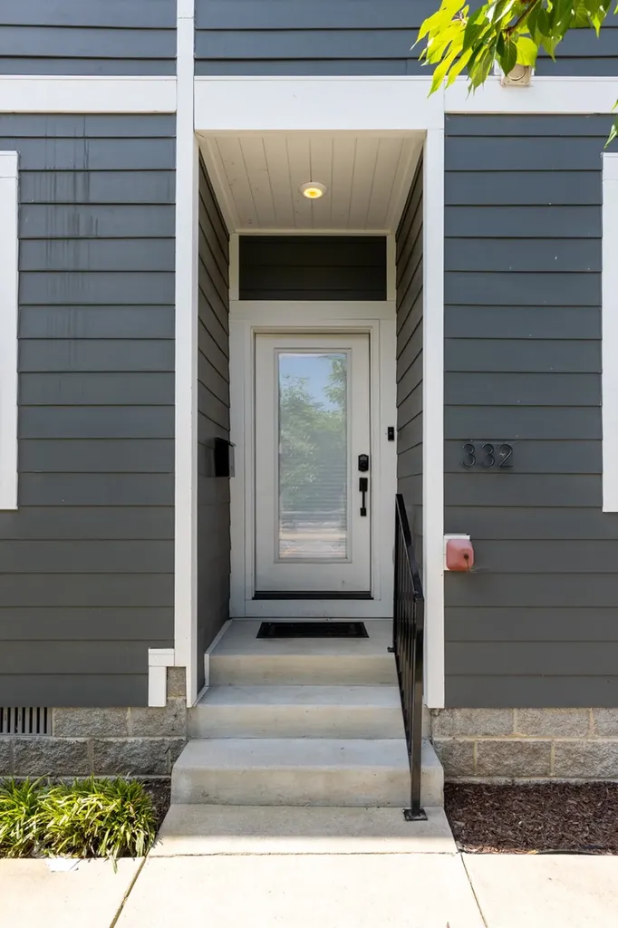 332 Douglas Avenue Nashville TN 37207