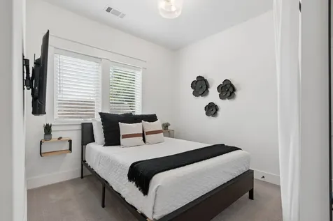 332 Douglas Avenue Nashville TN 37207
