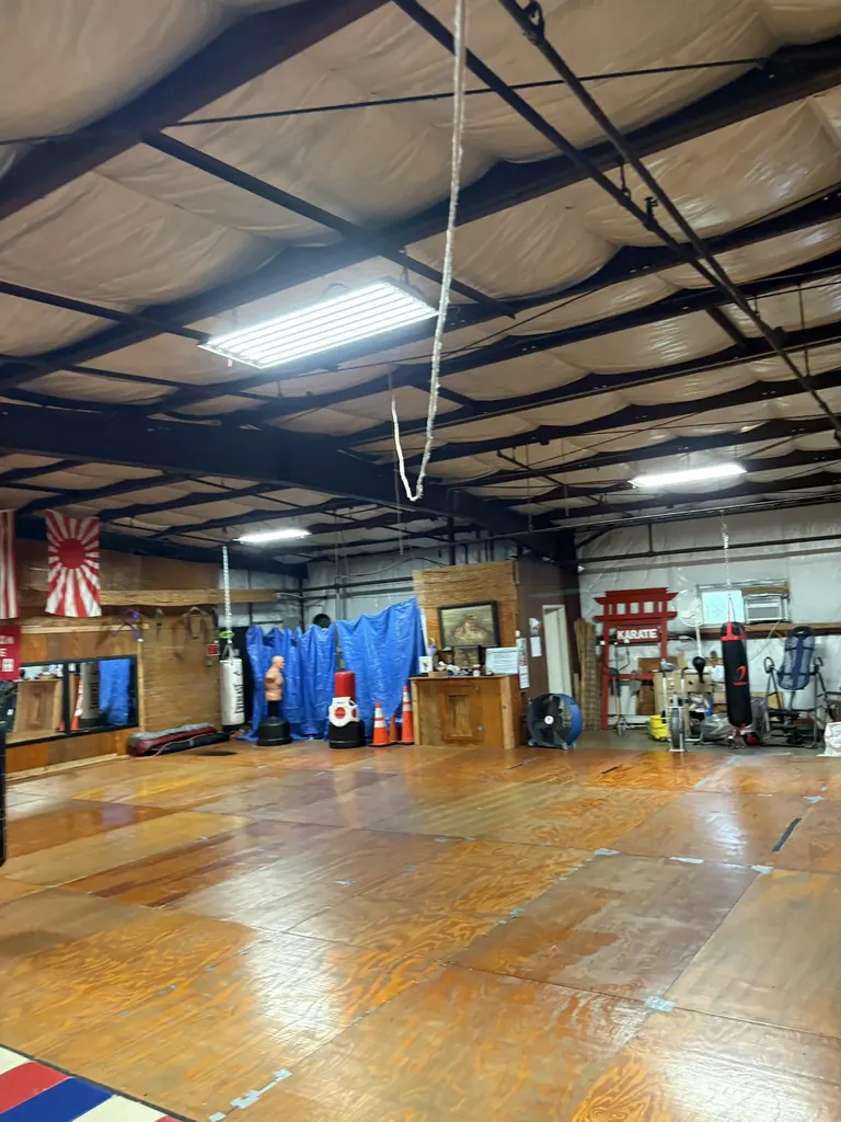301 N Locust Avenue Lawrenceburg TN 38464
