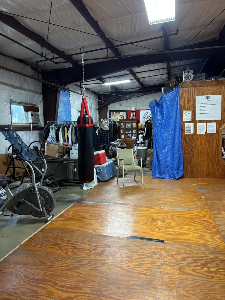 301 N Locust Avenue Lawrenceburg TN 38464