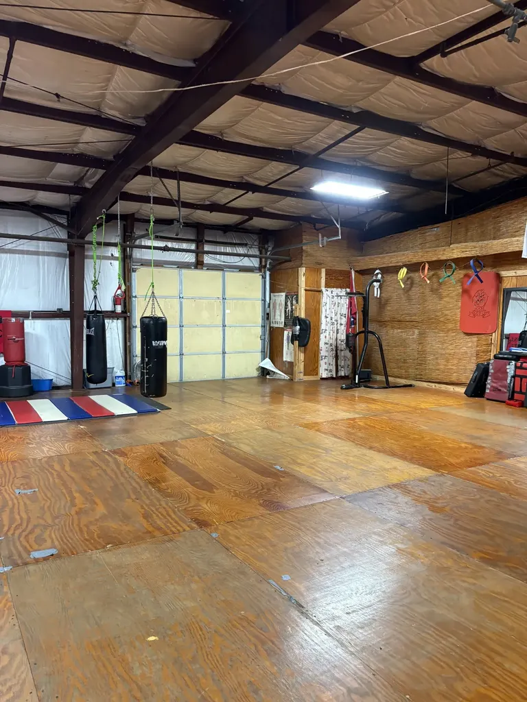 301 N Locust Avenue Lawrenceburg TN 38464