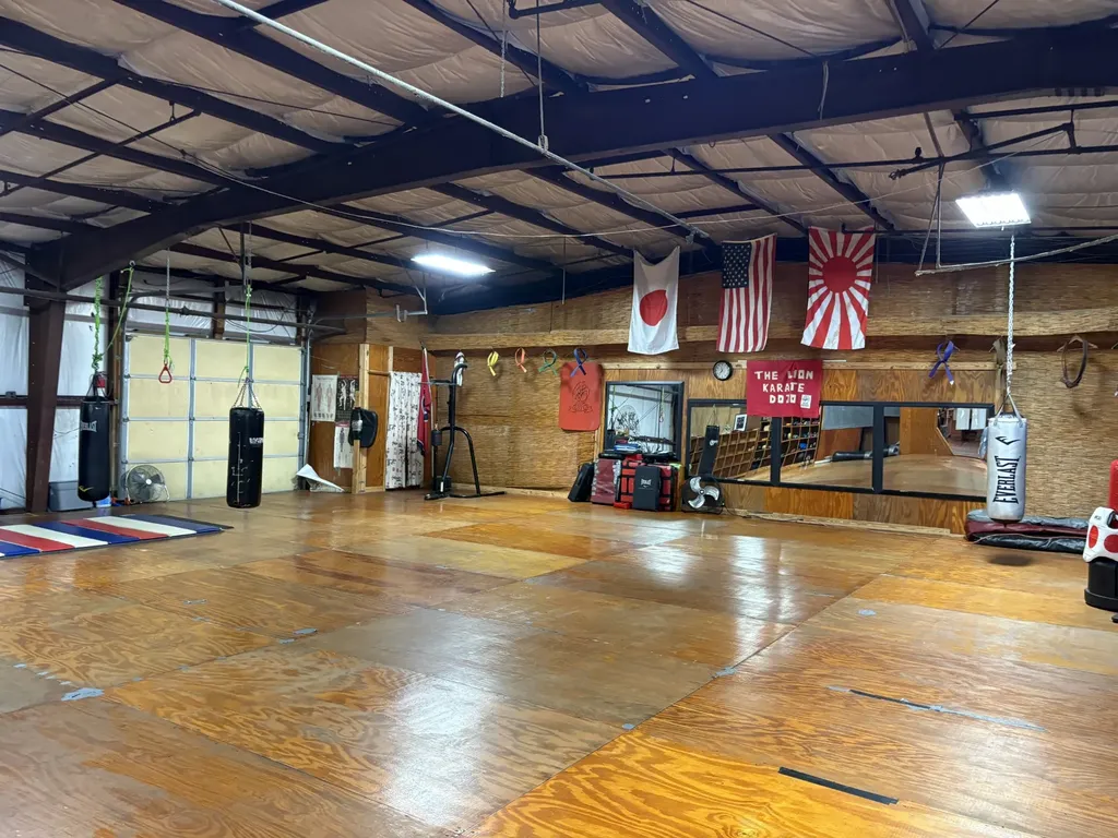 301 N Locust Avenue Lawrenceburg TN 38464