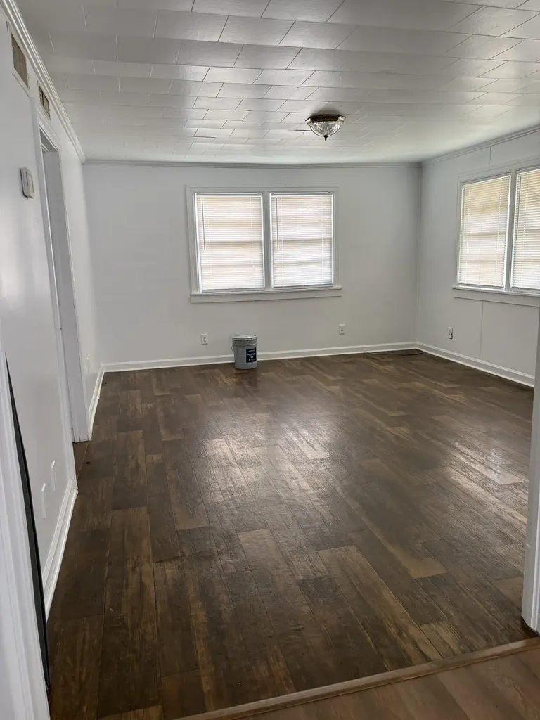 301 N Locust Avenue Lawrenceburg TN 38464