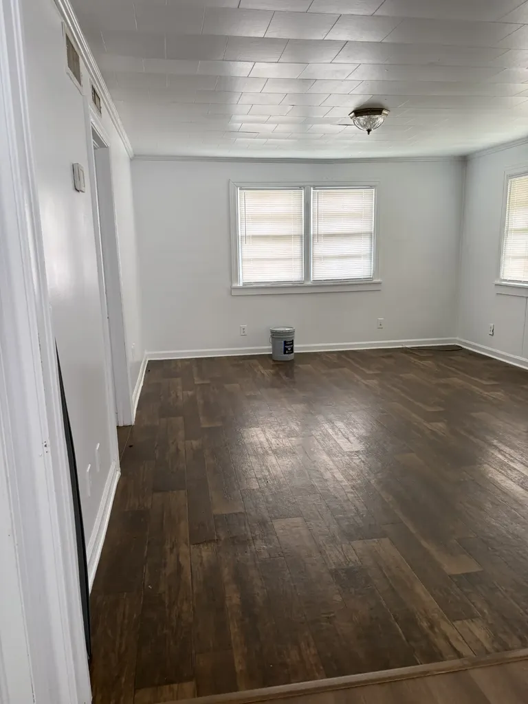 301 N Locust Avenue Lawrenceburg TN 38464
