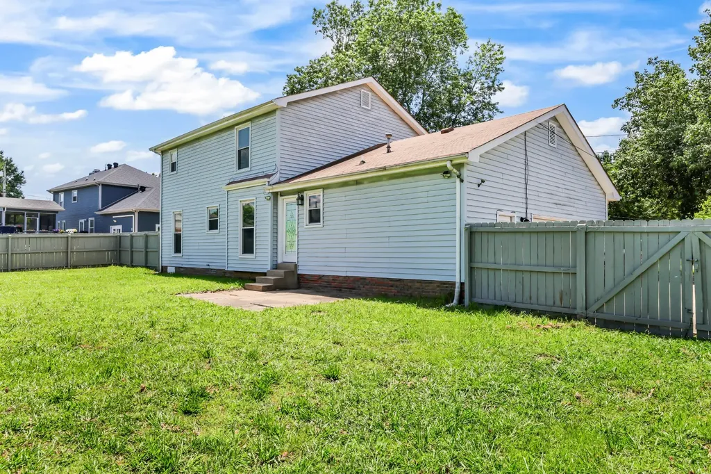 1609 Bevard Road Clarksville TN 37042