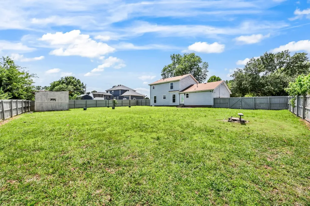 1609 Bevard Road Clarksville TN 37042