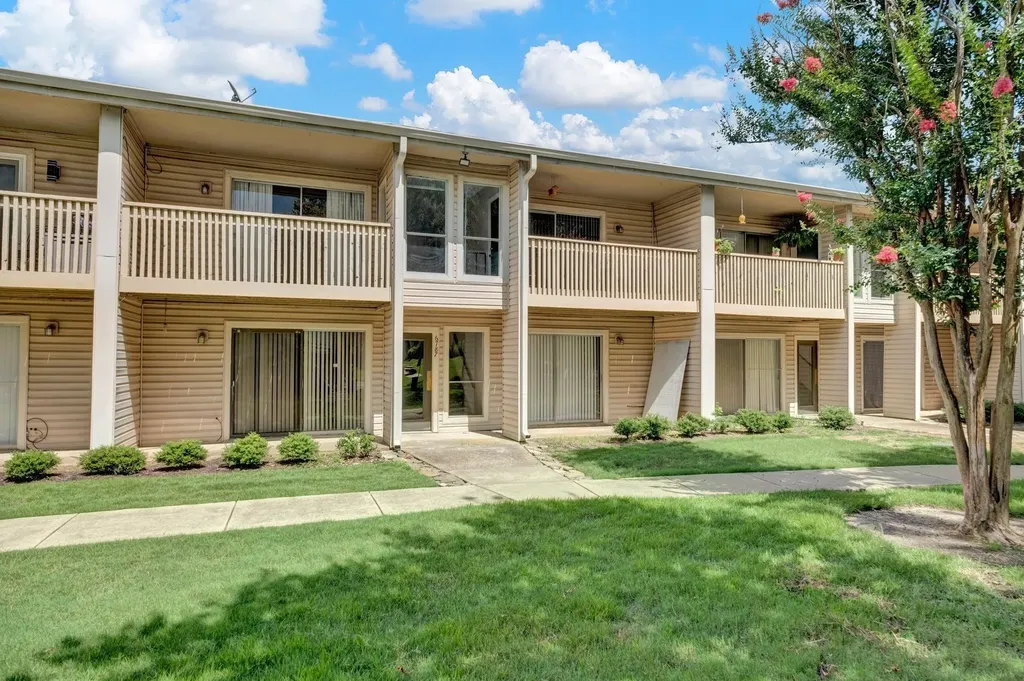 6787 Quail Hollow Court Memphis TN 38120