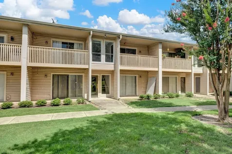 6787 Quail Hollow Court Memphis TN 38120