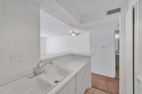 6787 Quail Hollow Court Memphis TN 38120