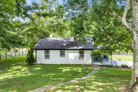 2896 Fly Road Santa Fe TN 38482