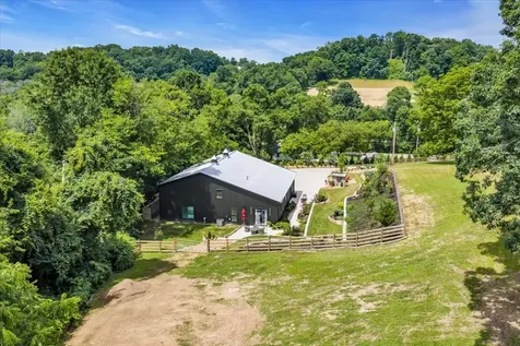 2896 Fly Road Santa Fe TN 38482