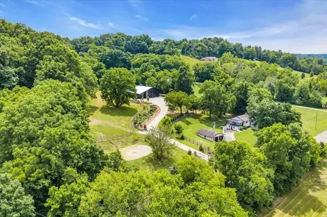 2896 Fly Road Santa Fe TN 38482