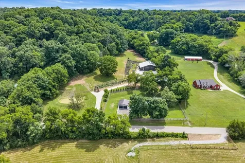 2896 Fly Road Santa Fe TN 38482