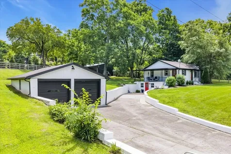 2896 Fly Road Santa Fe TN 38482