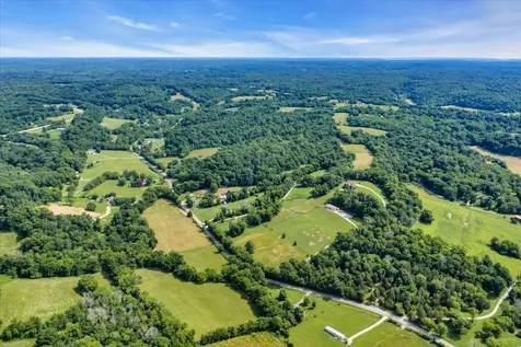 2896 Fly Road Santa Fe TN 38482