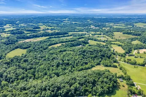 2896 Fly Road Santa Fe TN 38482