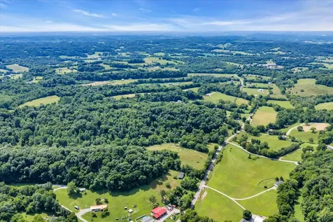 2896 Fly Road Santa Fe TN 38482