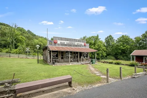 448 County Line Road Lynchburg TN 37352