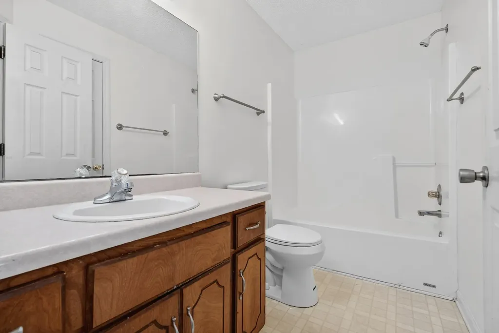 3273 N Senseney Circle Clarksville TN 37042