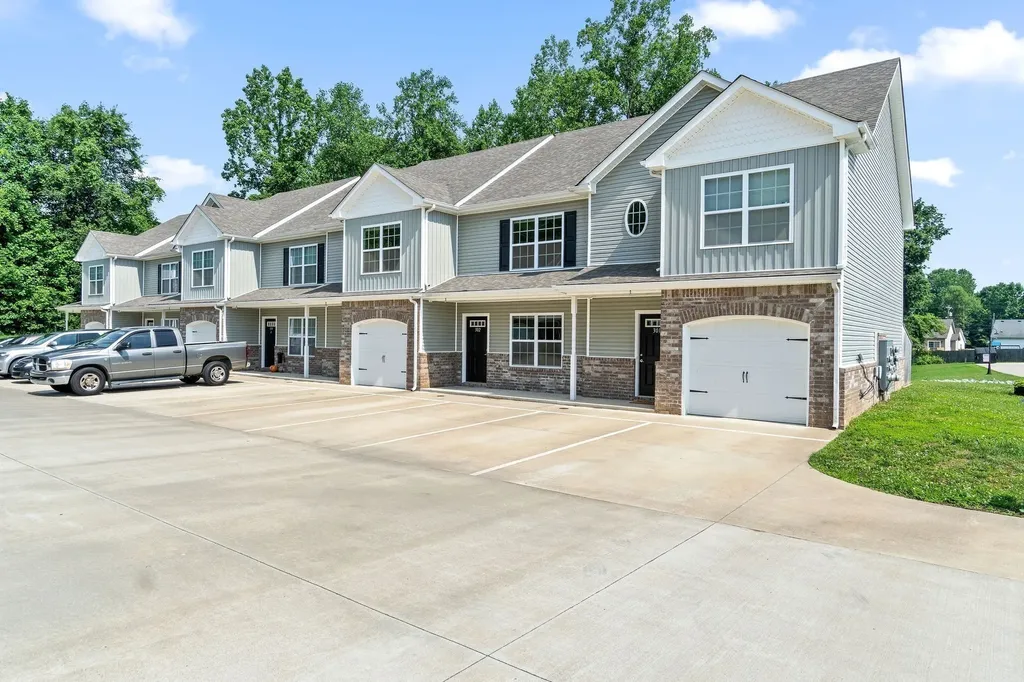 1552 Tylertown Road Clarksville TN 37040