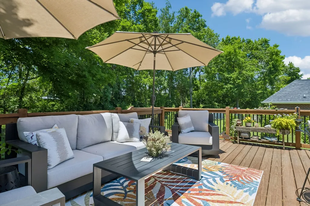 124 W Braxton Lane Hendersonville TN 37075