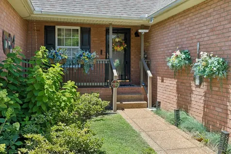 124 W Braxton Lane Hendersonville TN 37075