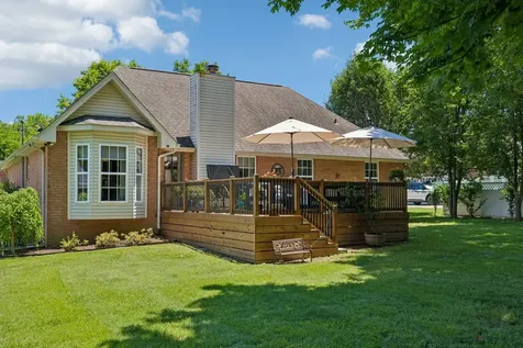 124 W Braxton Lane Hendersonville TN 37075