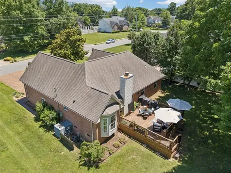 124 W Braxton Lane Hendersonville TN 37075