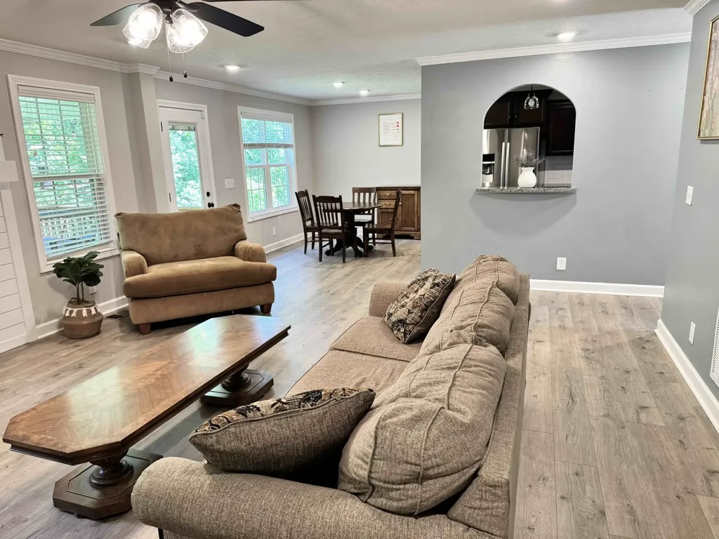 1057 Brightwood Court Clarksville TN 37043