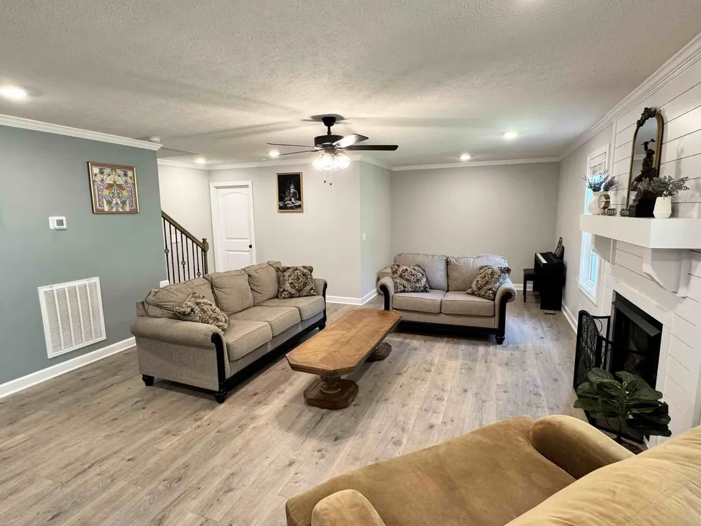 1057 Brightwood Court Clarksville TN 37043