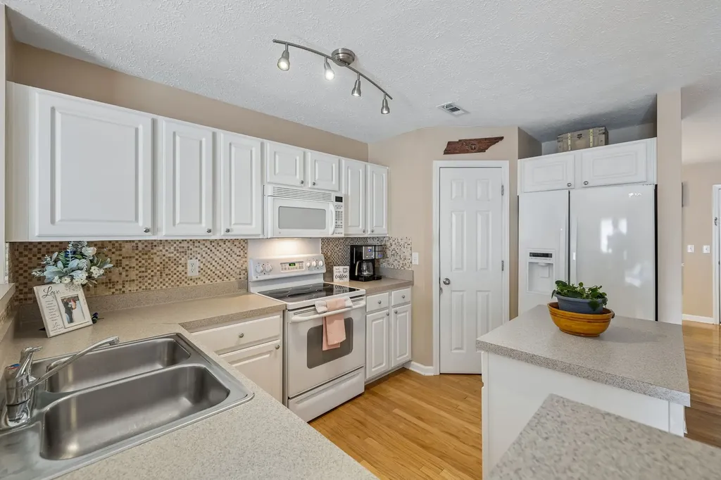 3331 Harpeth Springs Drive Nashville TN 37221