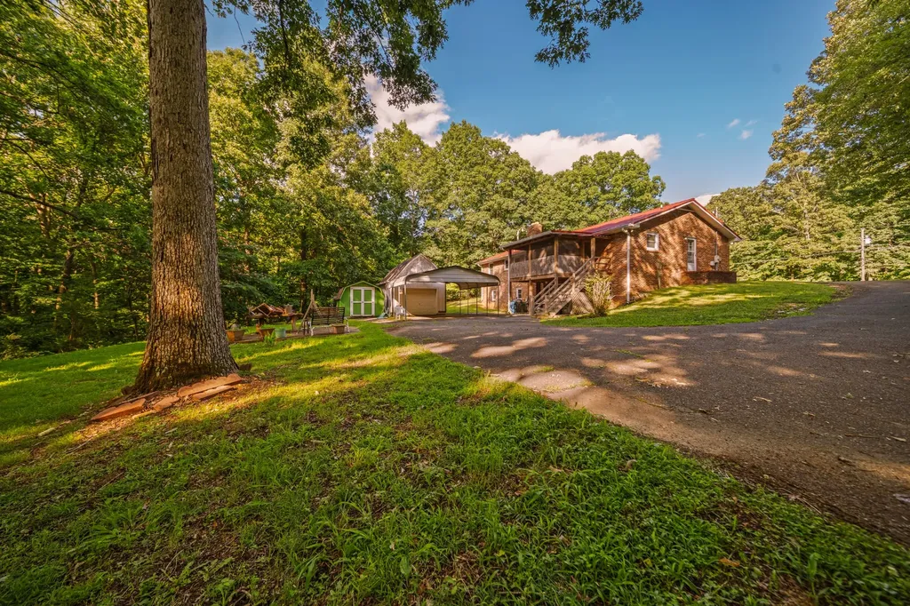211 Rouse Road Dickson TN 37055
