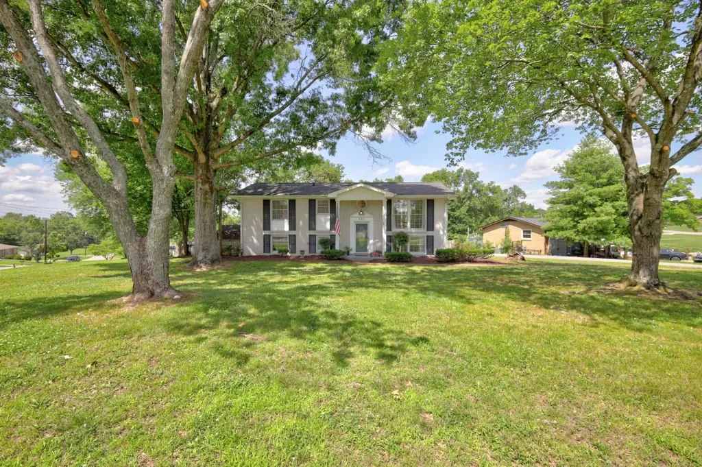 101 Hillside Drive Old Hickory TN 37138