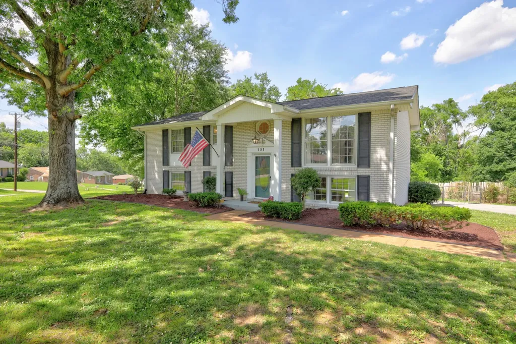 101 Hillside Drive Old Hickory TN 37138
