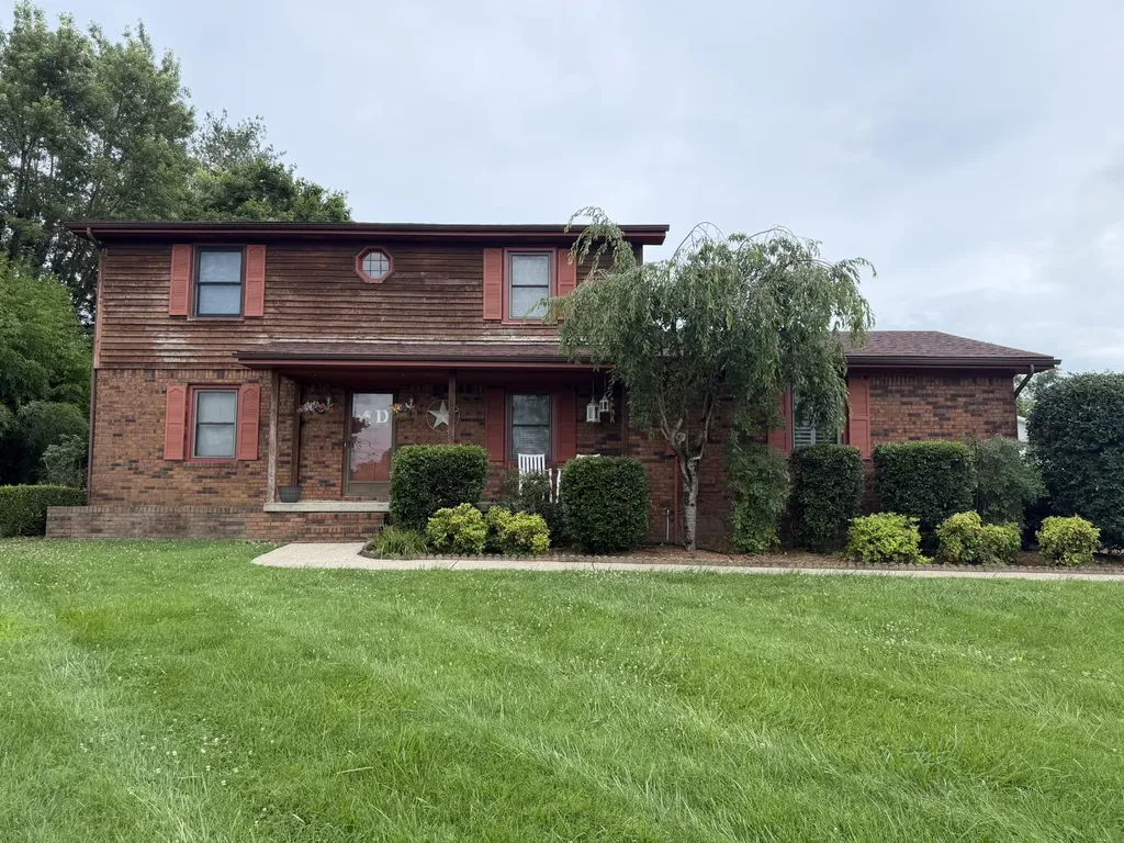 105 Sonoma Drive Lafayette TN 37083