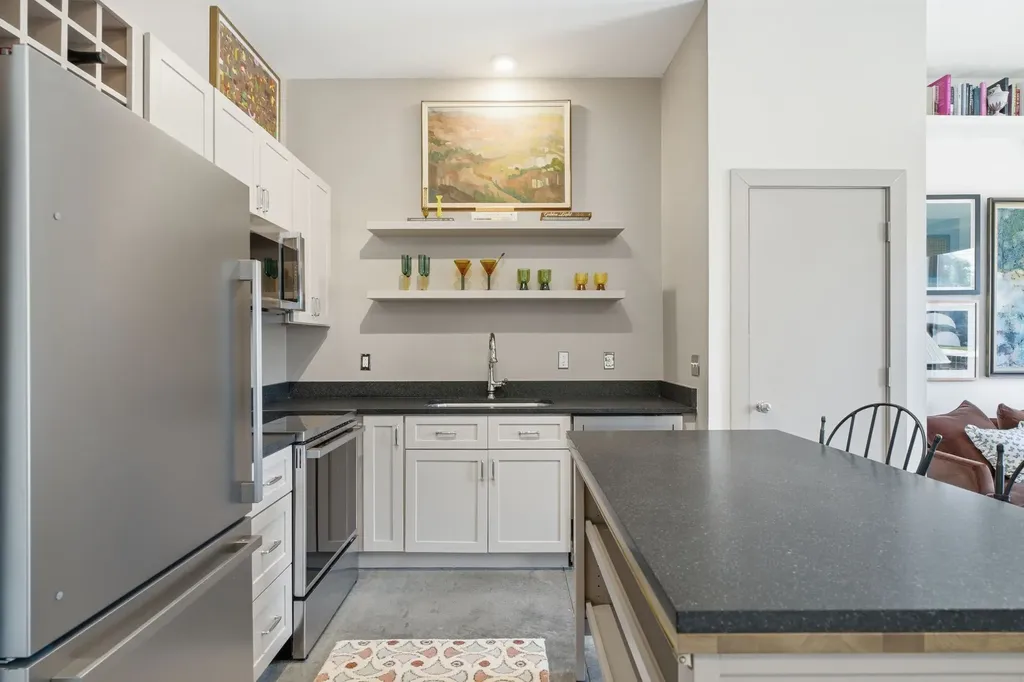 1231 4th Ave, S Nashville TN 37210