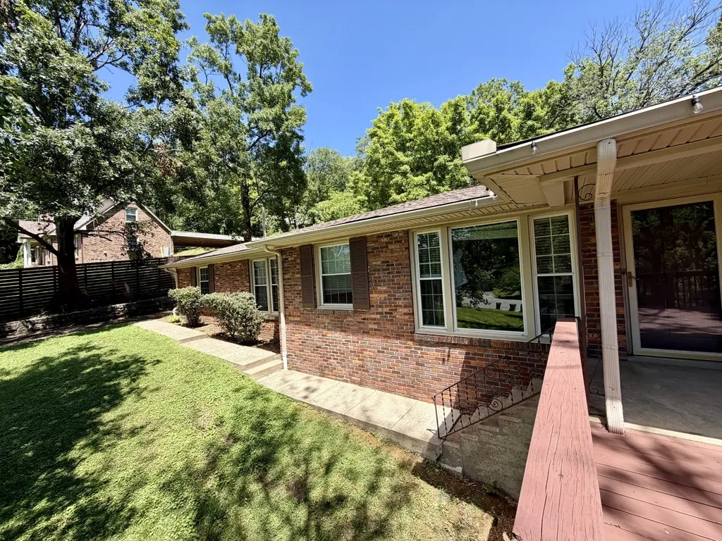 600 Vanoke Drive Madison TN 37115