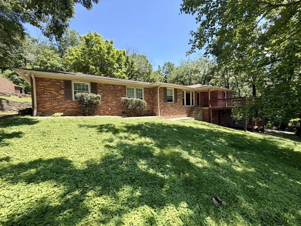 600 Vanoke Drive Madison TN 37115